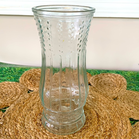 Vintage Clear glass Wheat pattern vase, EUC - Picture 1 of 9